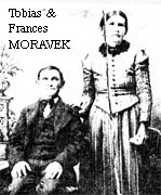 Tobias MORAVEK & Frances KAMENIK
